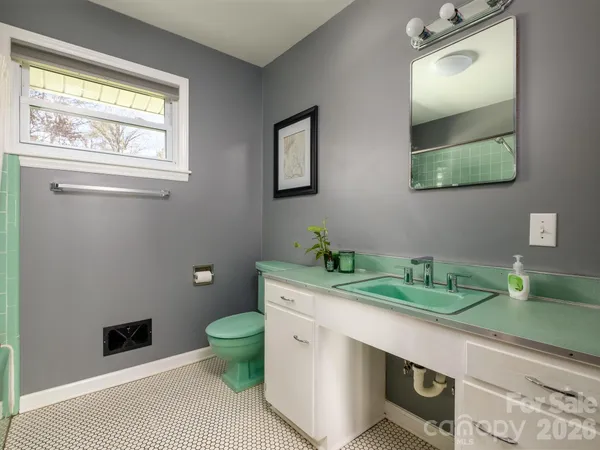 $525,000 | 317 Allison Road, Brevard, NC 28712