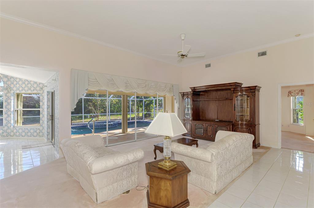32 Sportsman Terrace Rotonda West, FL 33947 - Photo 13 of 68