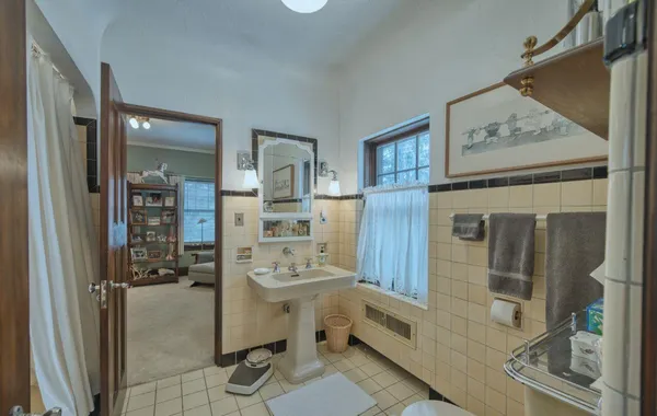 $489,900 | 1001 East Howard Street, Hibbing, MN 55746