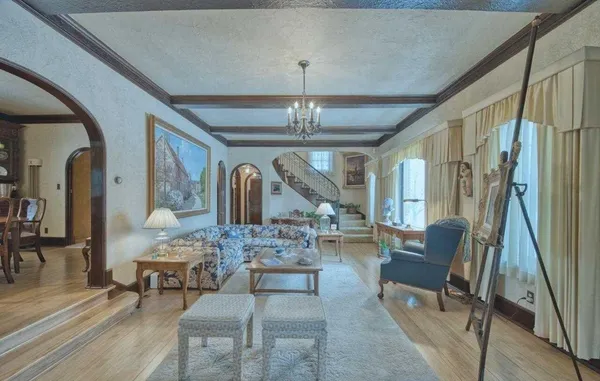 $489,900 | 1001 East Howard Street, Hibbing, MN 55746