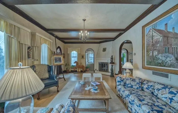 $489,900 | 1001 East Howard Street, Hibbing, MN 55746