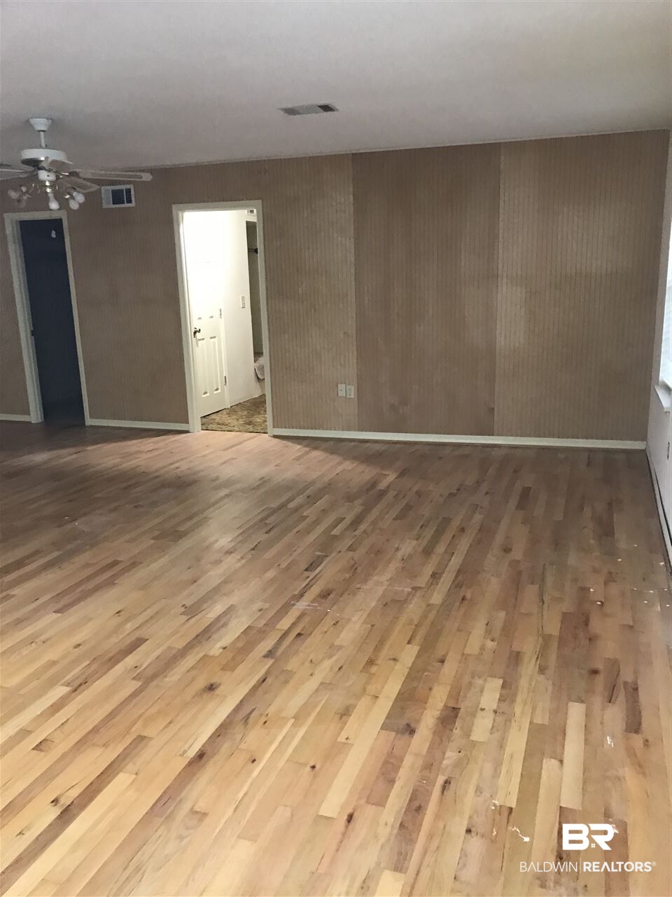 8901 Bay View Drive Foley, AL 36535 - Photo 26 of 30 Walkin closet and private bath Walk in attic also