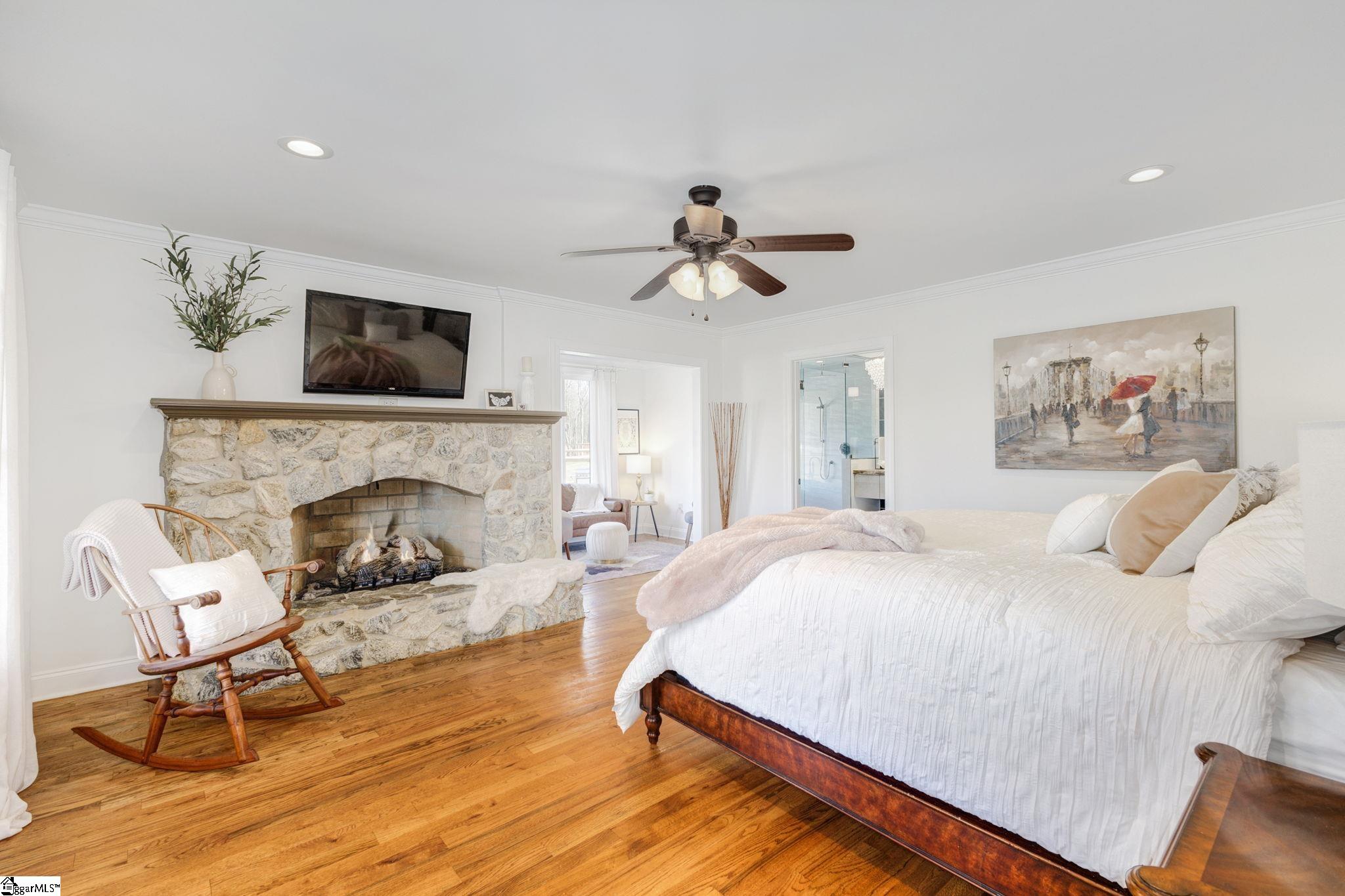 145 North Barton Road Taylors, SC 29687 - Photo 3 of 36 Gallery Image 3
