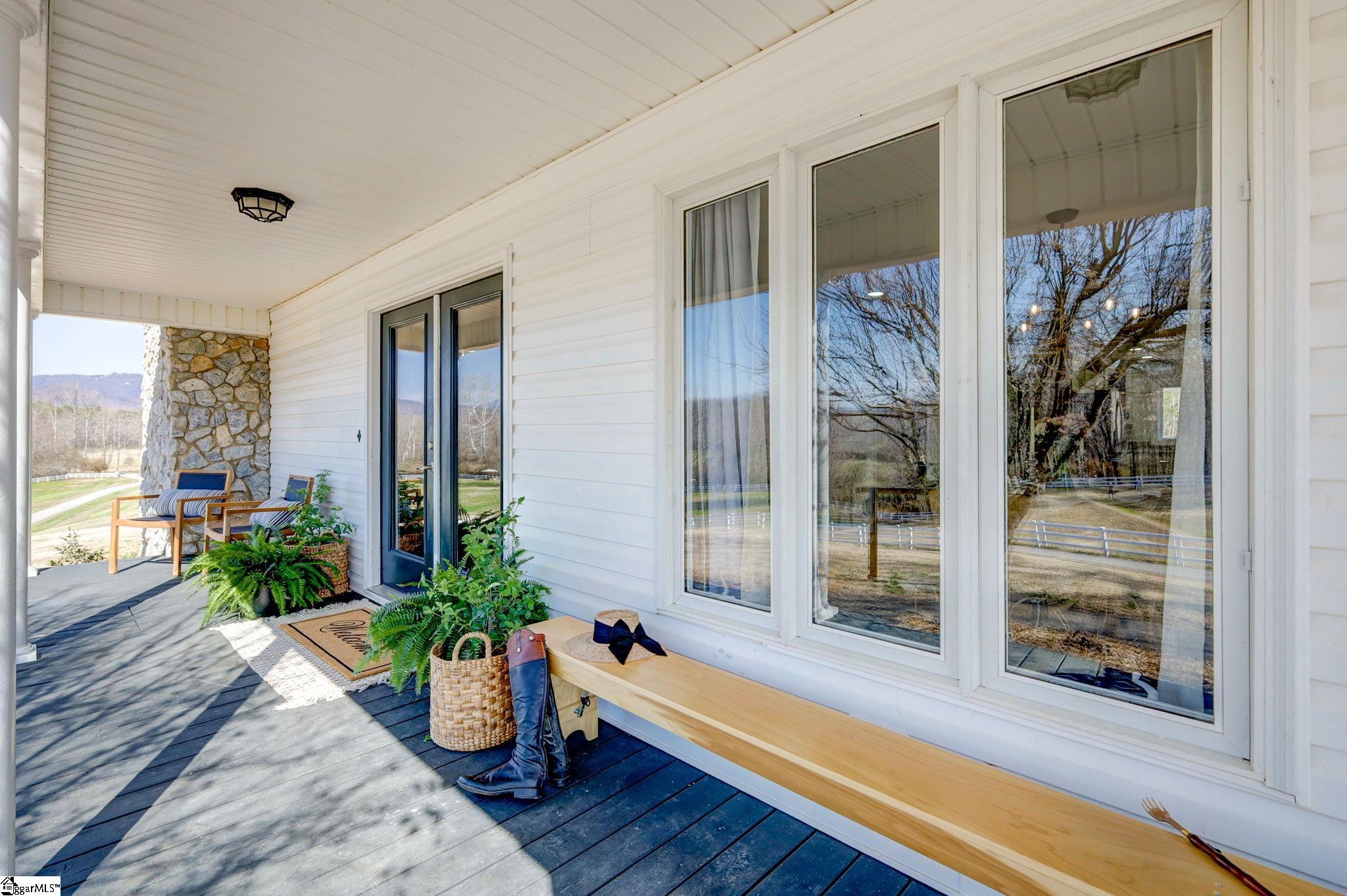 145 North Barton Road Taylors, SC 29687 - Photo 8 of 36 Gallery Image 8