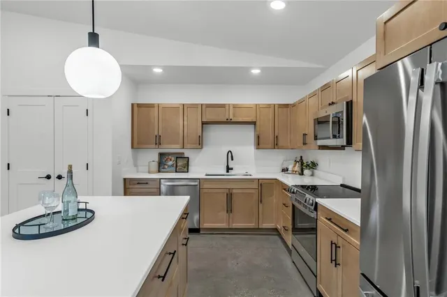 $425,000 | 1217 East 61st Street, Kansas City, MO 64110