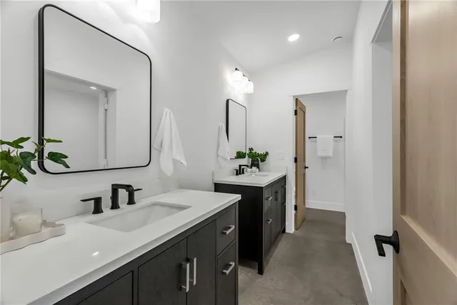 $425,000 | 1217 East 61st Street, Kansas City, MO 64110