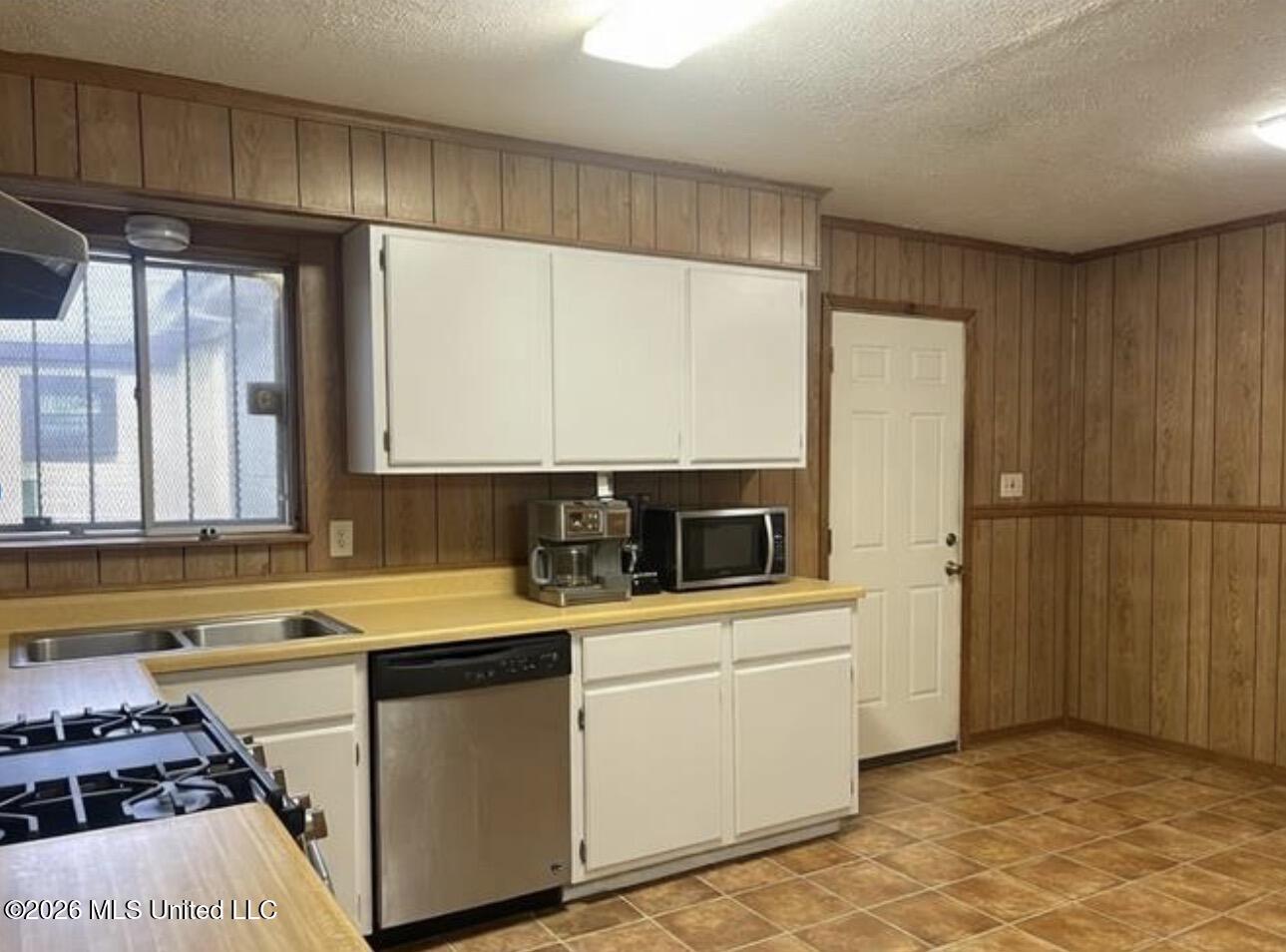 3625 Liberty Street Jackson, MS 39213 - Photo 3 of 9 IMG_3265