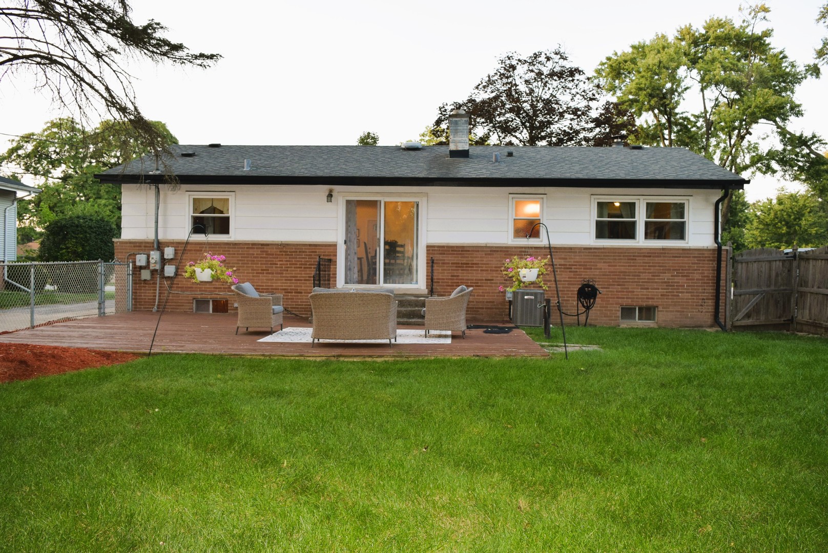 945 West 187th Street Homewood, IL 60430 - Photo 5 of 22