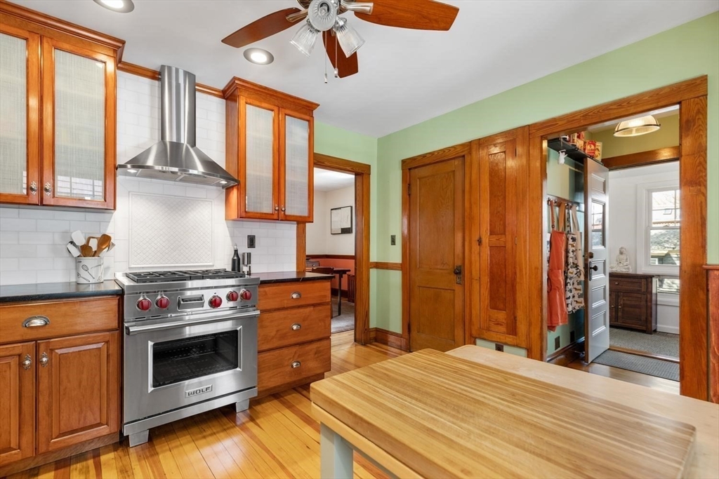 14 A Linden Place Brookline, MA 02445 - Photo 13 of 25