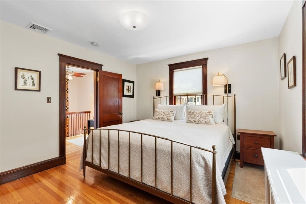 14 A Linden Place Brookline, MA 02445 - Photo 18 of 25