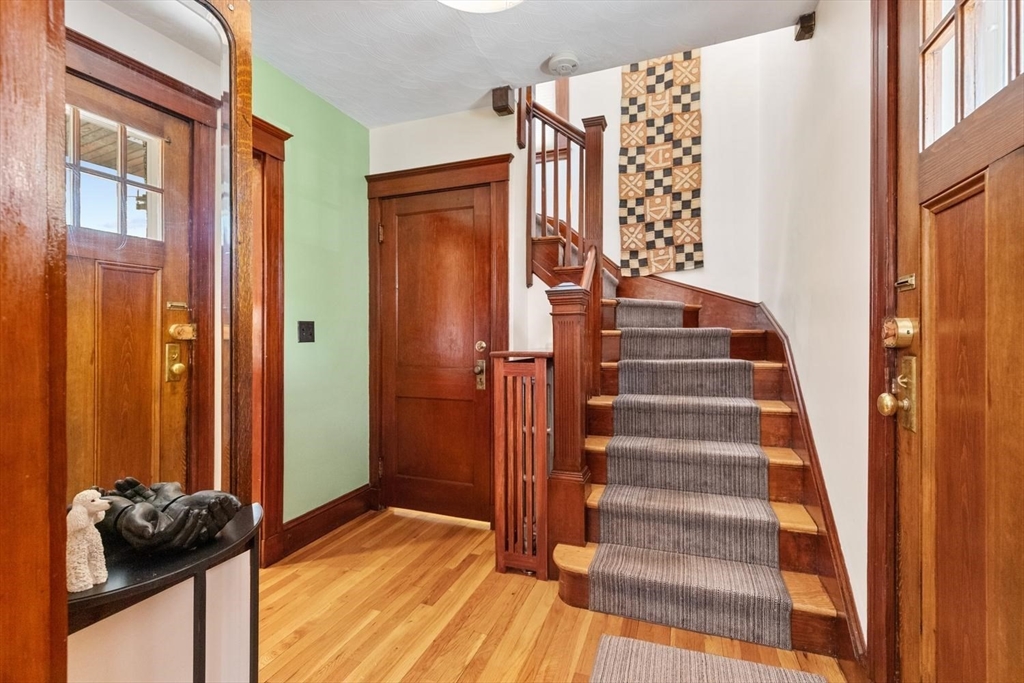 14 A Linden Place Brookline, MA 02445 - Photo 2 of 25