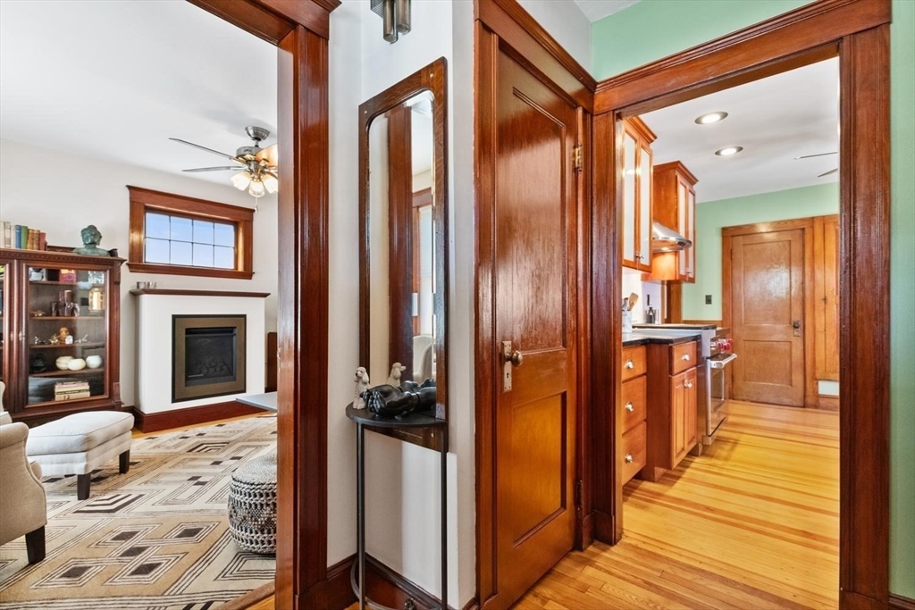 14 A Linden Place Brookline, MA 02445 - Photo 3 of 25