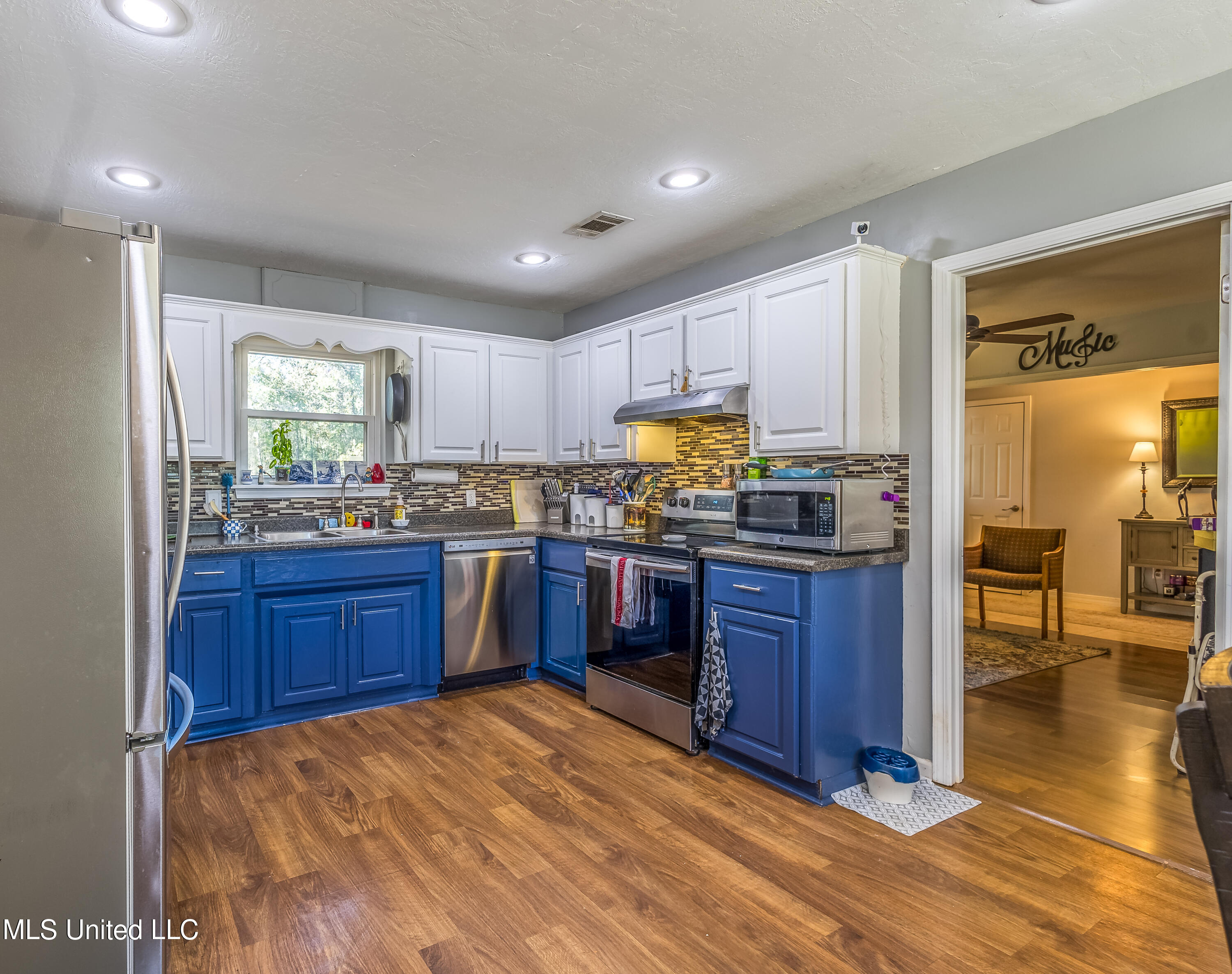 116 Pop Runnels Road Petal, MS 39465 - Photo 7 of 16 KITCHEN