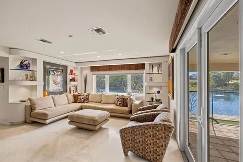 $2,095,000 | 3150 North 35th Street, Hollywood, FL 33021