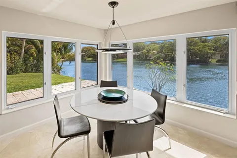 $2,095,000 | 3150 North 35th Street, Hollywood, FL 33021