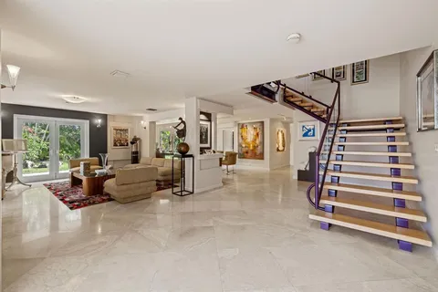 $2,095,000 | 3150 North 35th Street, Hollywood, FL 33021
