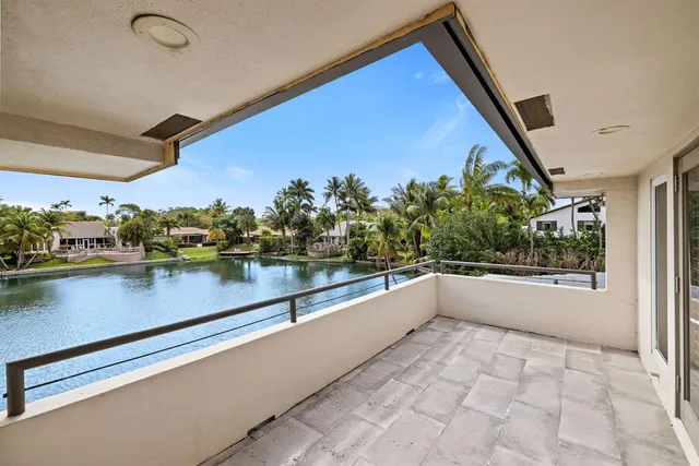$2,095,000 | 3150 North 35th Street, Hollywood, FL 33021