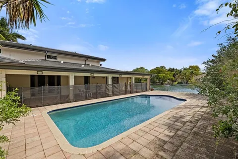 $2,095,000 | 3150 North 35th Street, Hollywood, FL 33021