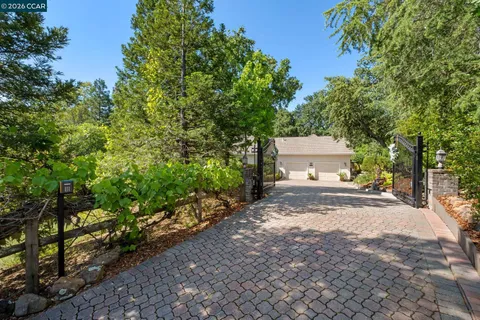 $1,898,000 | 40 Donkey Flats Court, Pleasant Hill, CA 94523