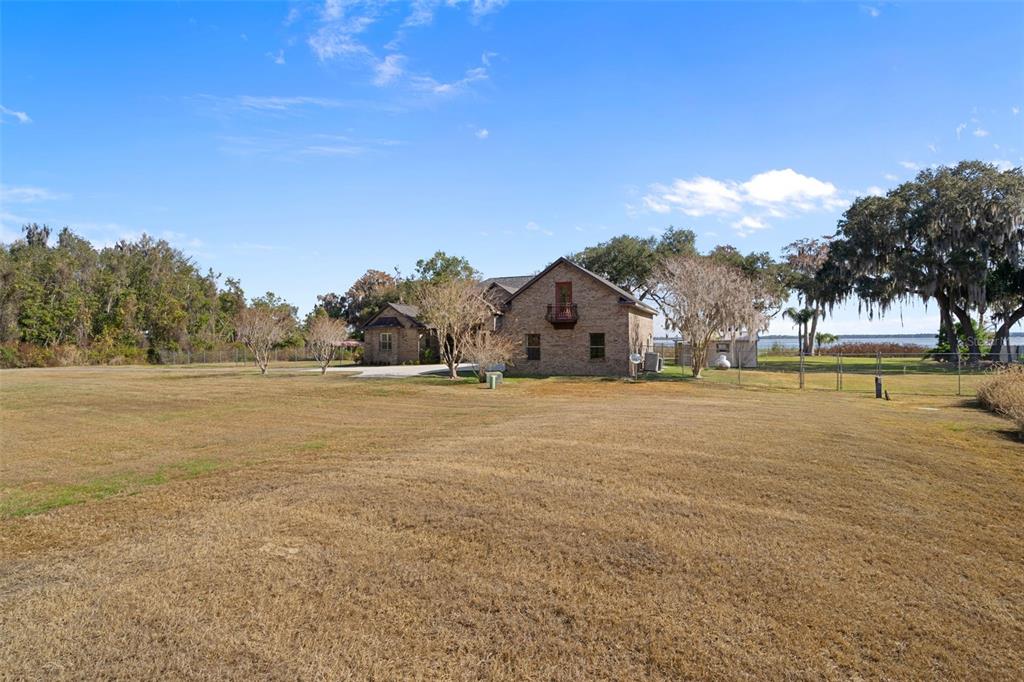 4300 Timberlane Road Lake Wales, FL 33898 - Photo 10 of 100