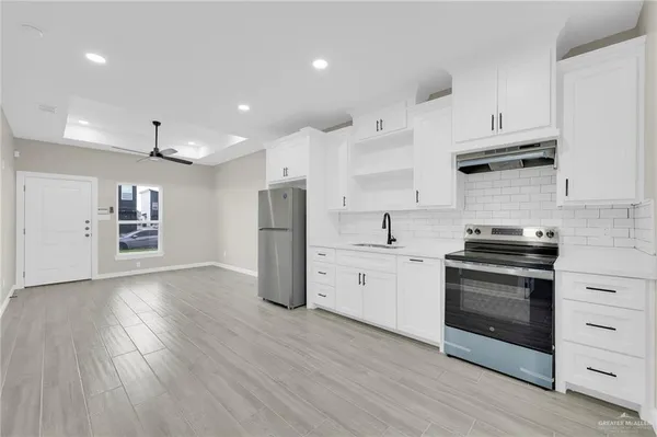 $1,000 | 905 Crestview Street, Unit 2, Weslaco, TX 78596