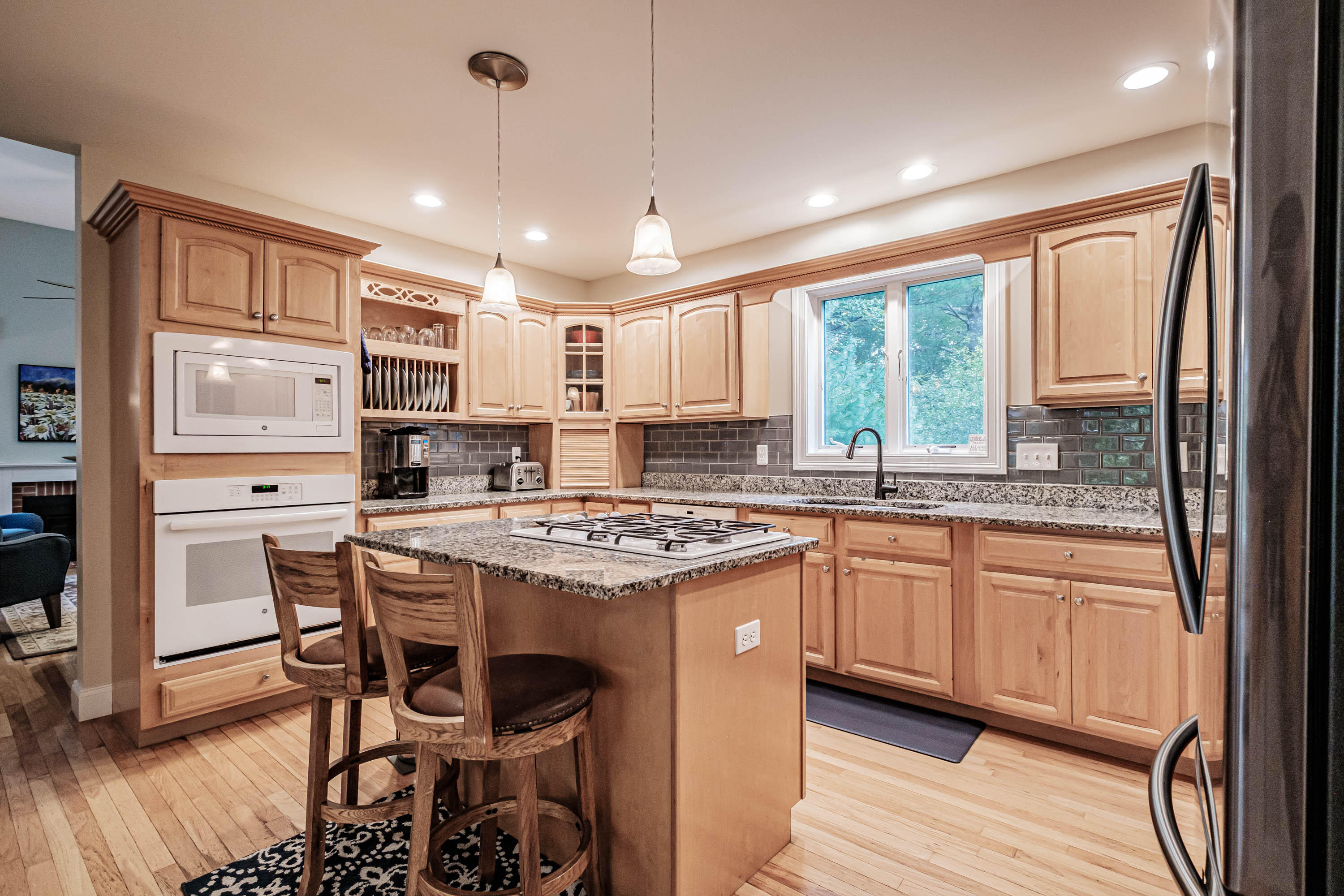 194 Main Street Cumberland, ME 04021 - Photo 15 of 76 20230925gp-64038