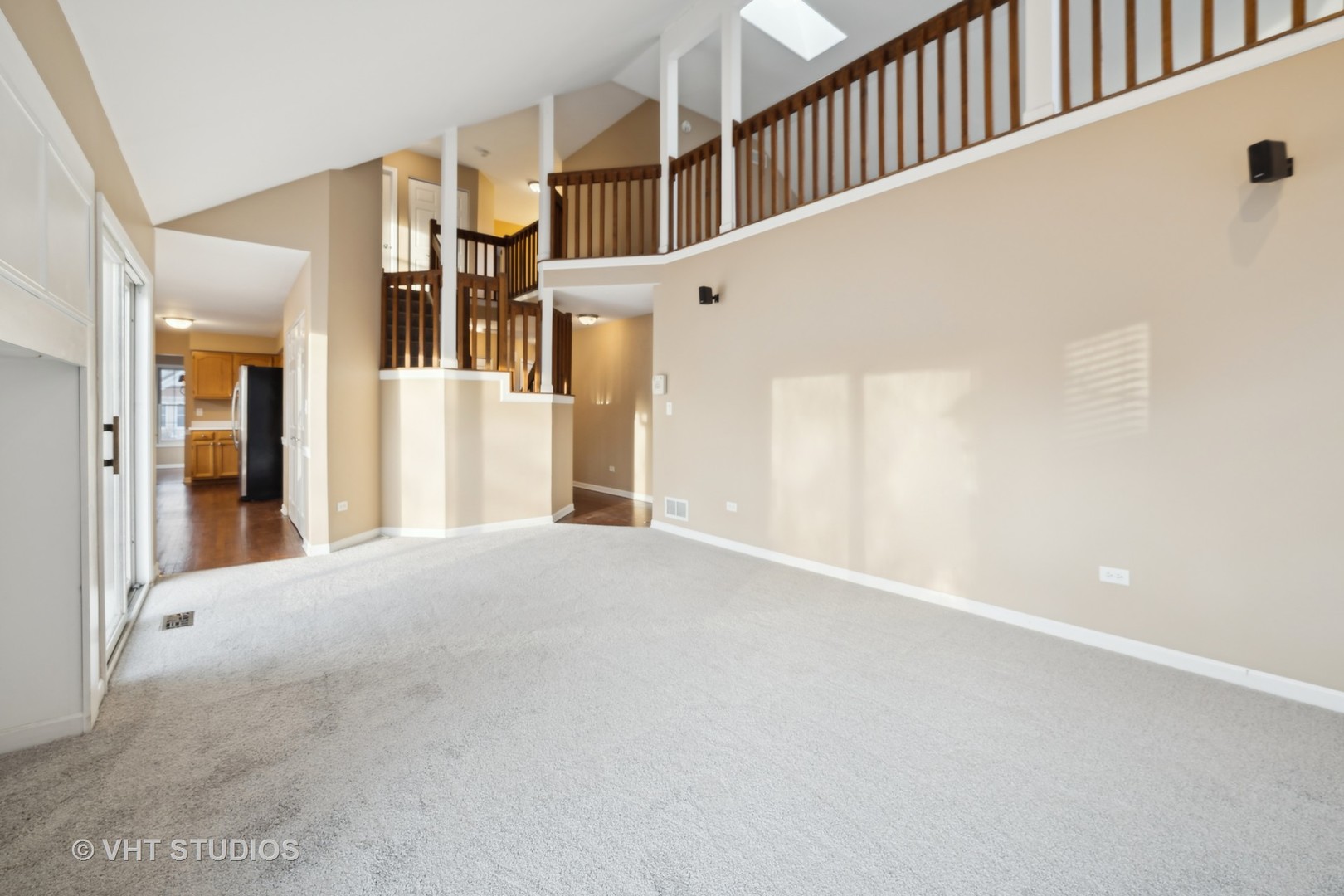 1300 Umbdenstock Road Elgin, IL 60123 - Photo 12 of 29 Gallery Image 12