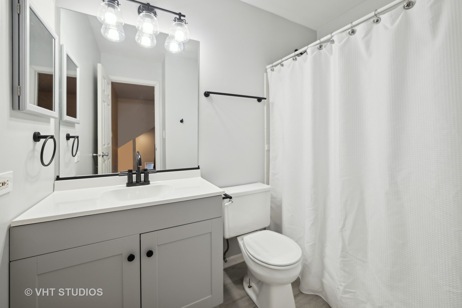 1300 Umbdenstock Road Elgin, IL 60123 - Photo 24 of 29 Gallery Image 24