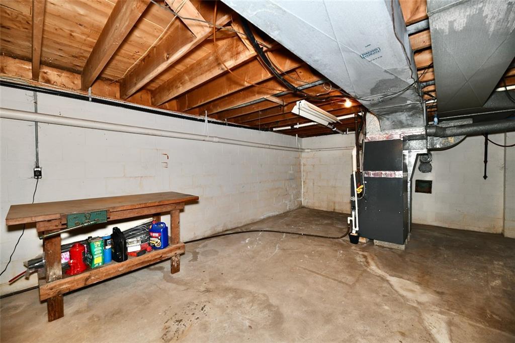 6607 Lockwood Lane Indianapolis, IN 46217 - Photo 36 of 49