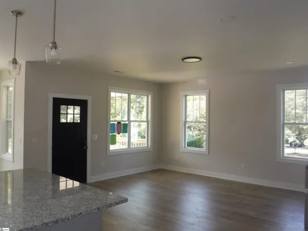 $1,850 | 504 Greenlea Street, Spartanburg, SC 29306