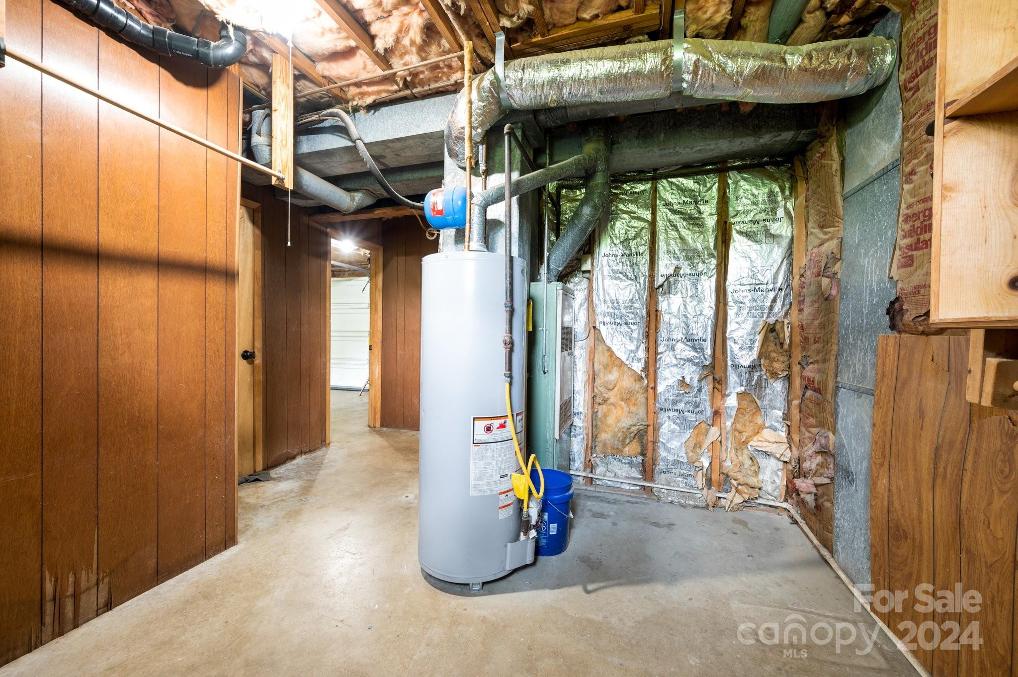 12 South Ridge Place Arden, NC 28704 - Photo 25 of 41 a view of small space