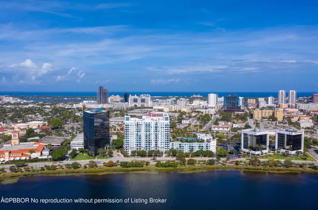 a view of a lake from a yard
