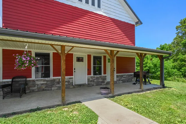 $570,900 | 8808 Plum Creek Road, Vevay, IN 47043