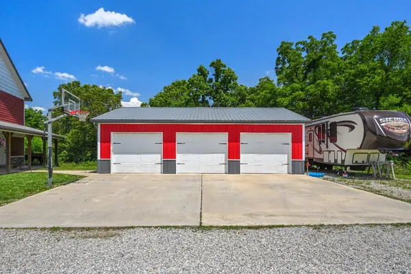 $565,000 | 8808 Plum Creek Road, Vevay, IN 47043