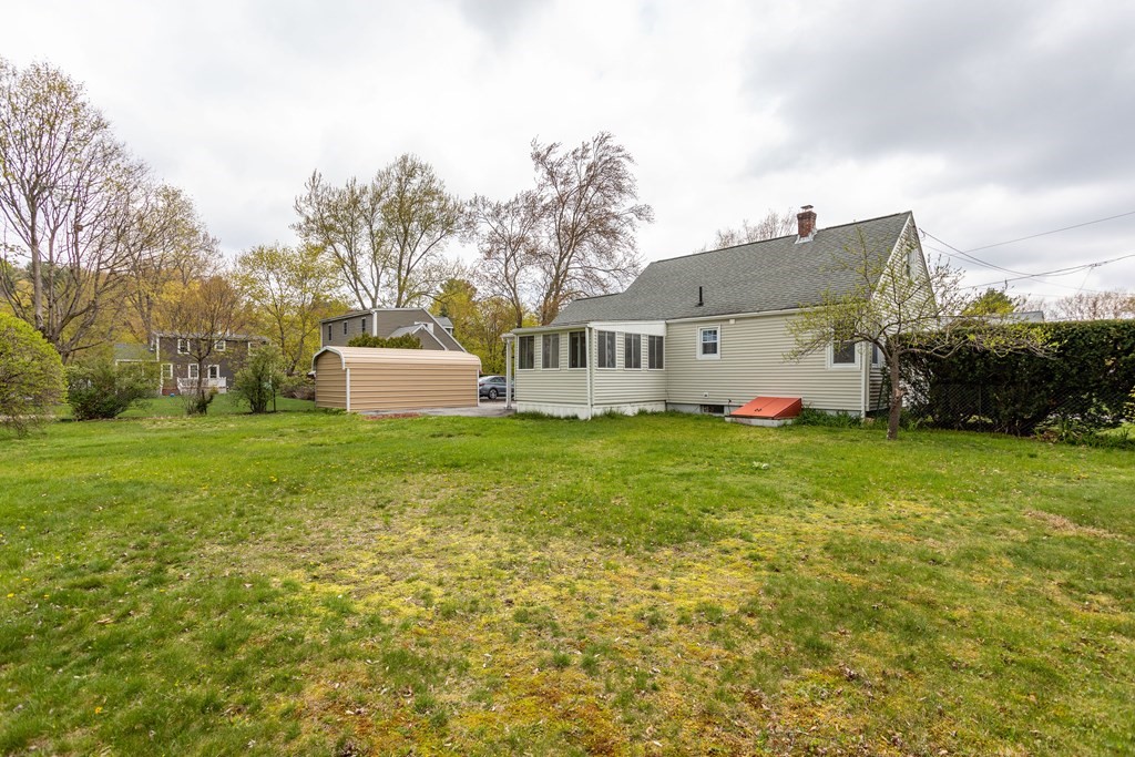 8 Forrest Road Northborough, MA 01532 - Photo 5 of 20 Gallery Image 5