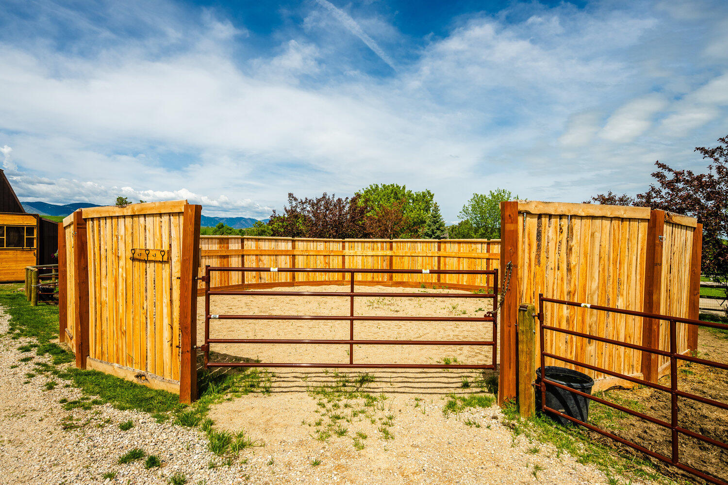 354 Bird Farm Road Sheridan, WY 82801 - Photo 46 of 51 round pen