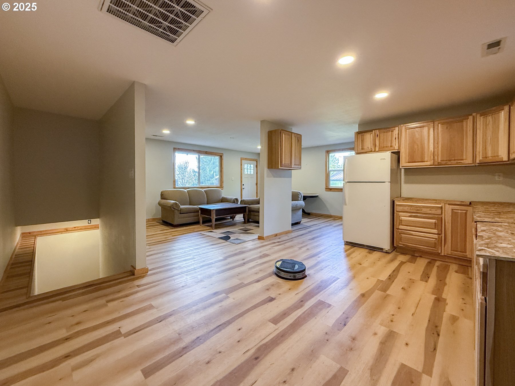 26609 South Elwood Road Colton, OR 97017 - Photo 31 of 38 a living room with furniture and a wooden floor