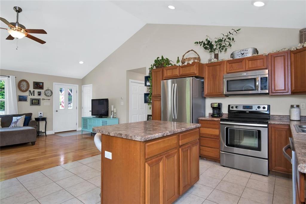 26 Standish Neck Road Gorham, ME 04038 - Photo 13 of 35 Photo