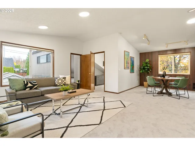 $850,000 | 9625 Southwest 130th Avenue, Beaverton, OR 97008