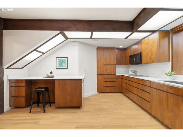 $850,000 | 9625 Southwest 130th Avenue, Beaverton, OR 97008