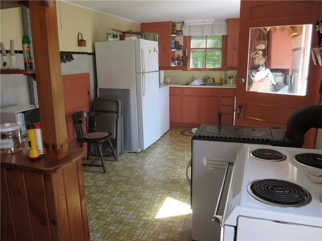 10 Rodgers Road Bristol, ME 04554 - Photo 11 of 12 The kitchen is surprisingly large.