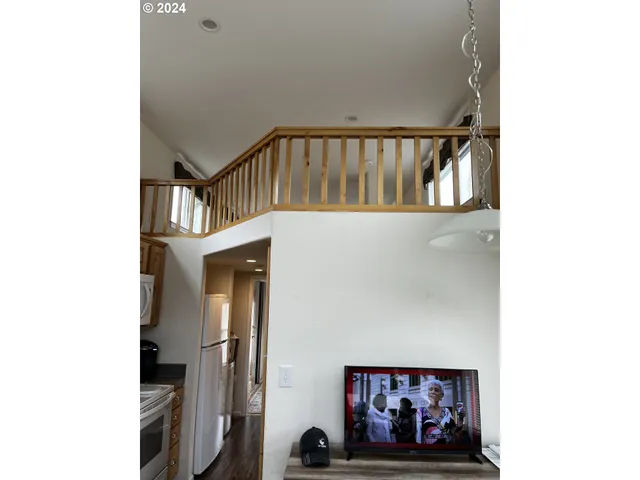 $280,000 | 80357 South Valley Road, Dufur, OR 97021