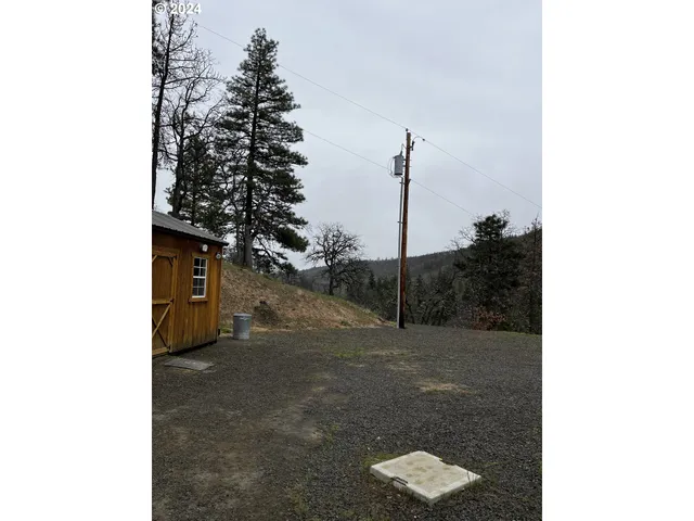 $280,000 | 80357 South Valley Road, Dufur, OR 97021