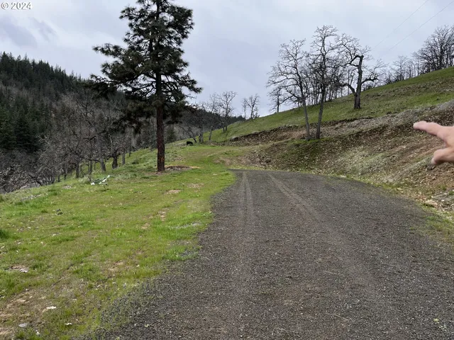 $280,000 | 80357 South Valley Road, Dufur, OR 97021