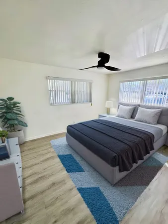 $1,975 | 2409 Taft Street, Hollywood, FL 33020