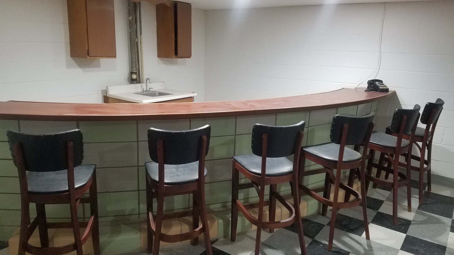 1401 Brookside Drive Rochelle, IL 61068 - Photo 11 of 20 a kitchen with a table and chairs in it
