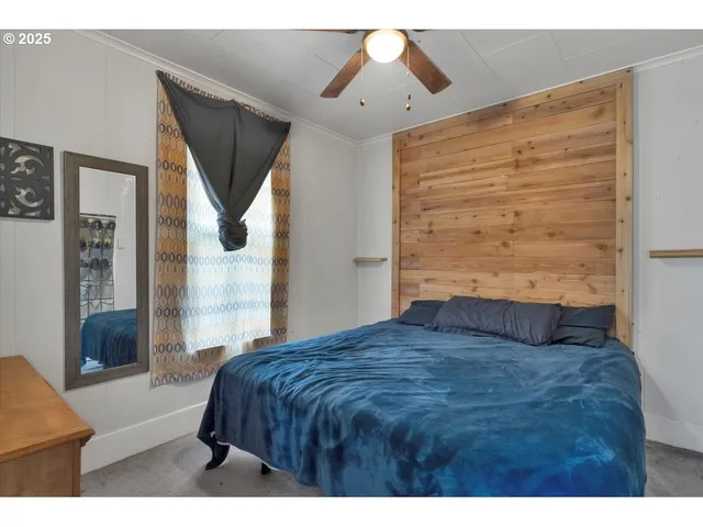 $319,900 | 205 North 3rd Street, Jefferson, OR 97352