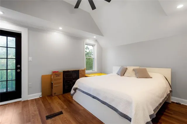 $259,900 | 4446 Whitebush Street, Homestead, PA 15120