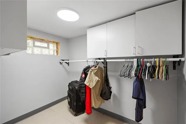 $259,900 | 4446 Whitebush Street, Homestead, PA 15120