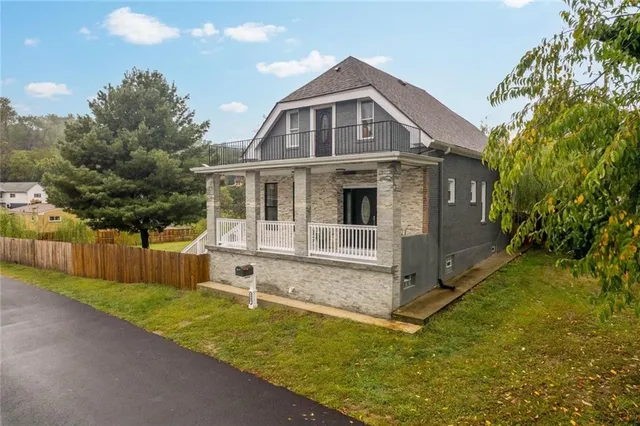 $259,900 | 4446 Whitebush Street, Homestead, PA 15120